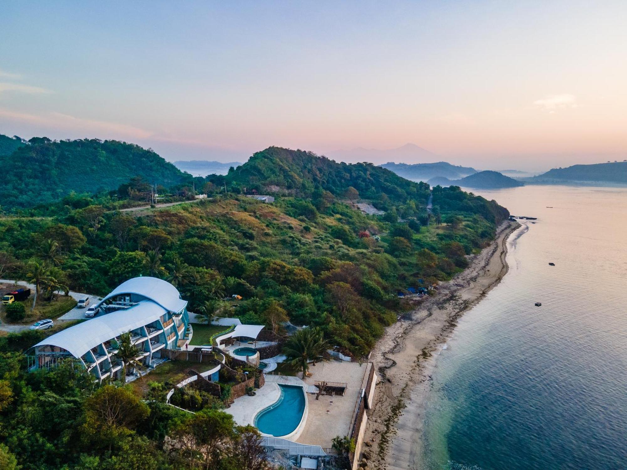 Inlight Lombok Beach Hotel Kuta  المظهر الخارجي الصورة