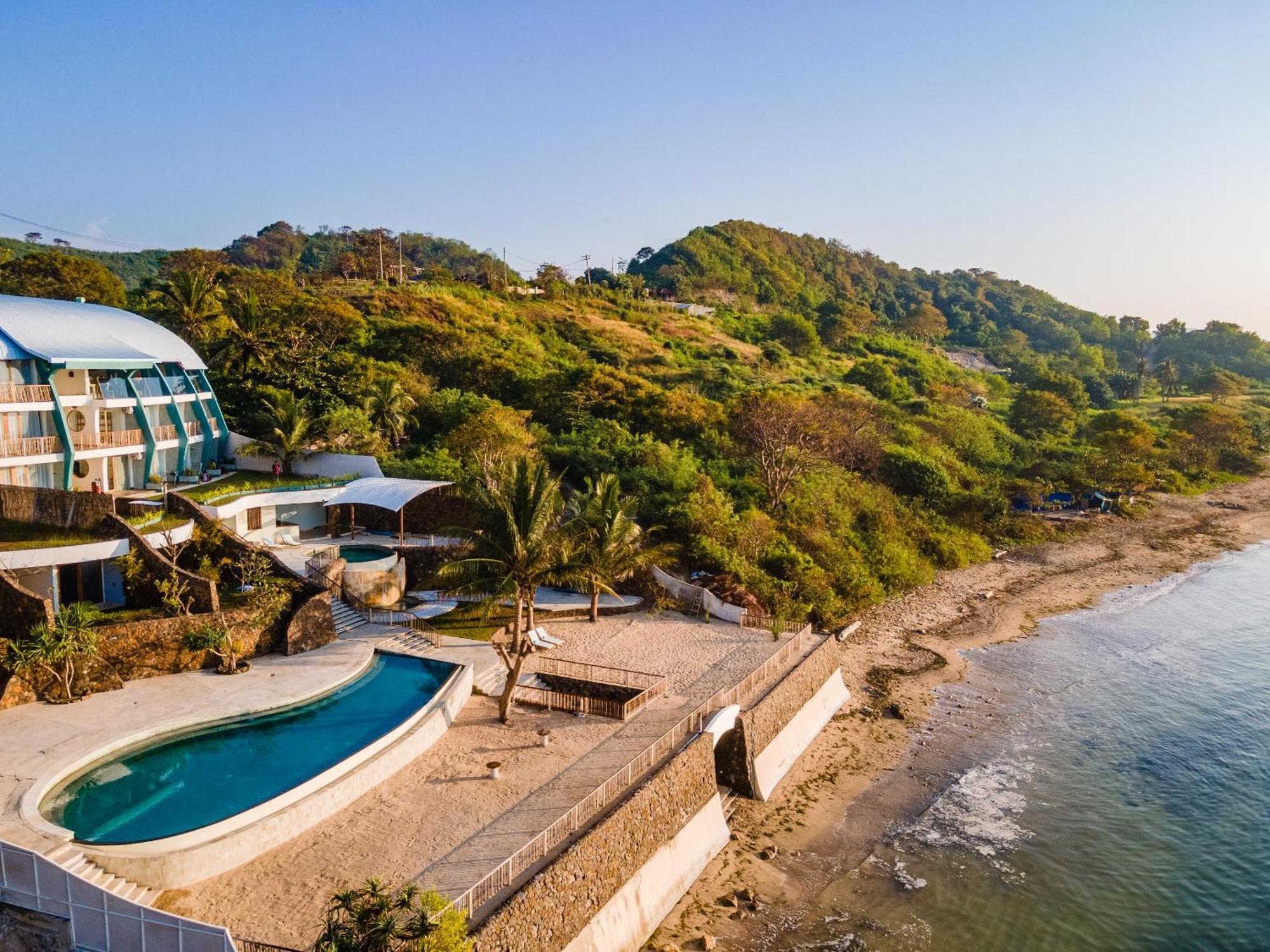 Inlight Lombok Beach Hotel Kuta  المظهر الخارجي الصورة